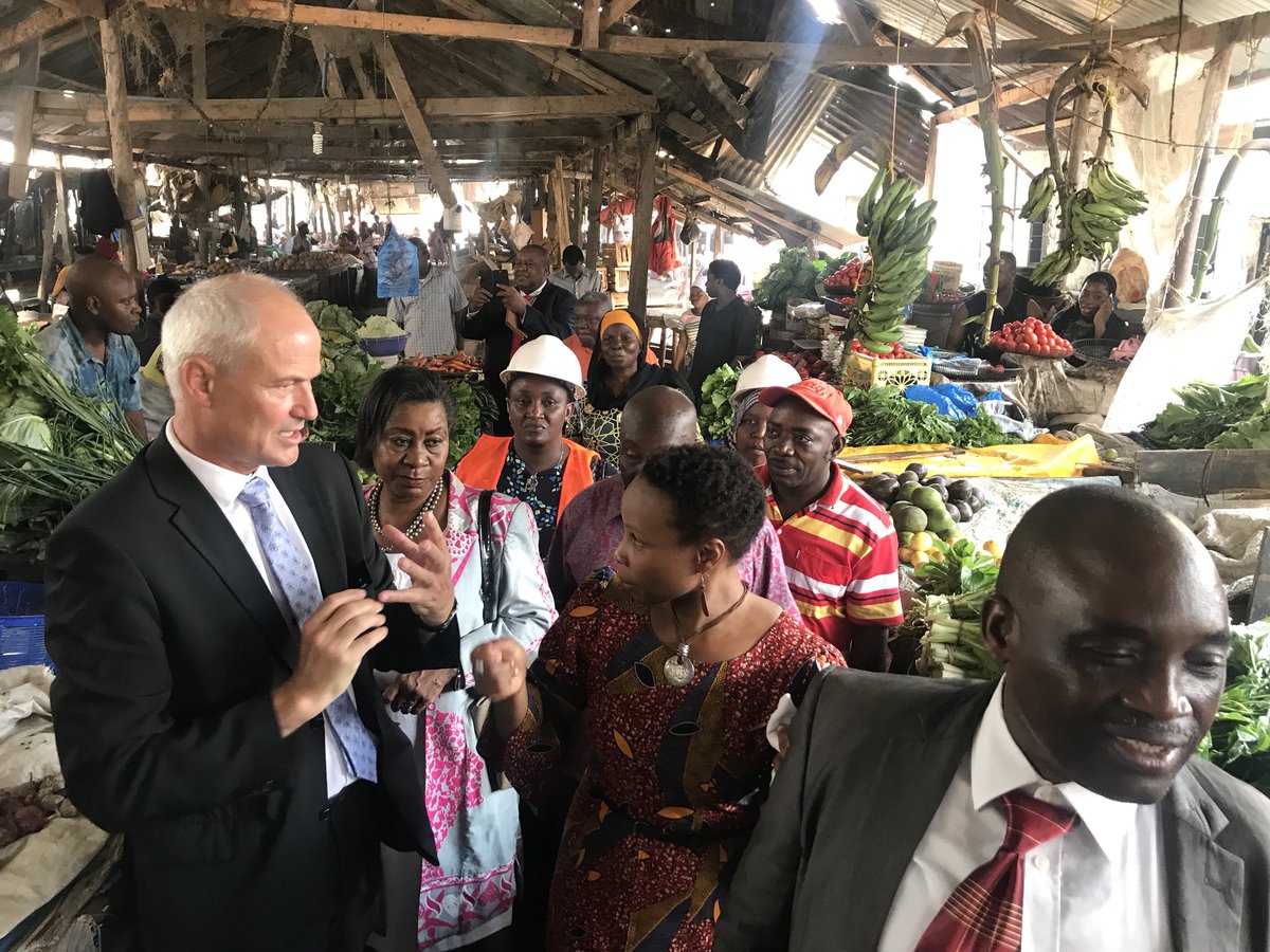 jemngw's tweet photo. Danish Ambassador Einar Jensen with ED TPSF Mr Simbeye visiting Danida supported market infrastructure at Mburahati Dar es Salaam @tpsftz @DKAmbTanzania @KilimoForum https://t.co/UHXKOoDxrA