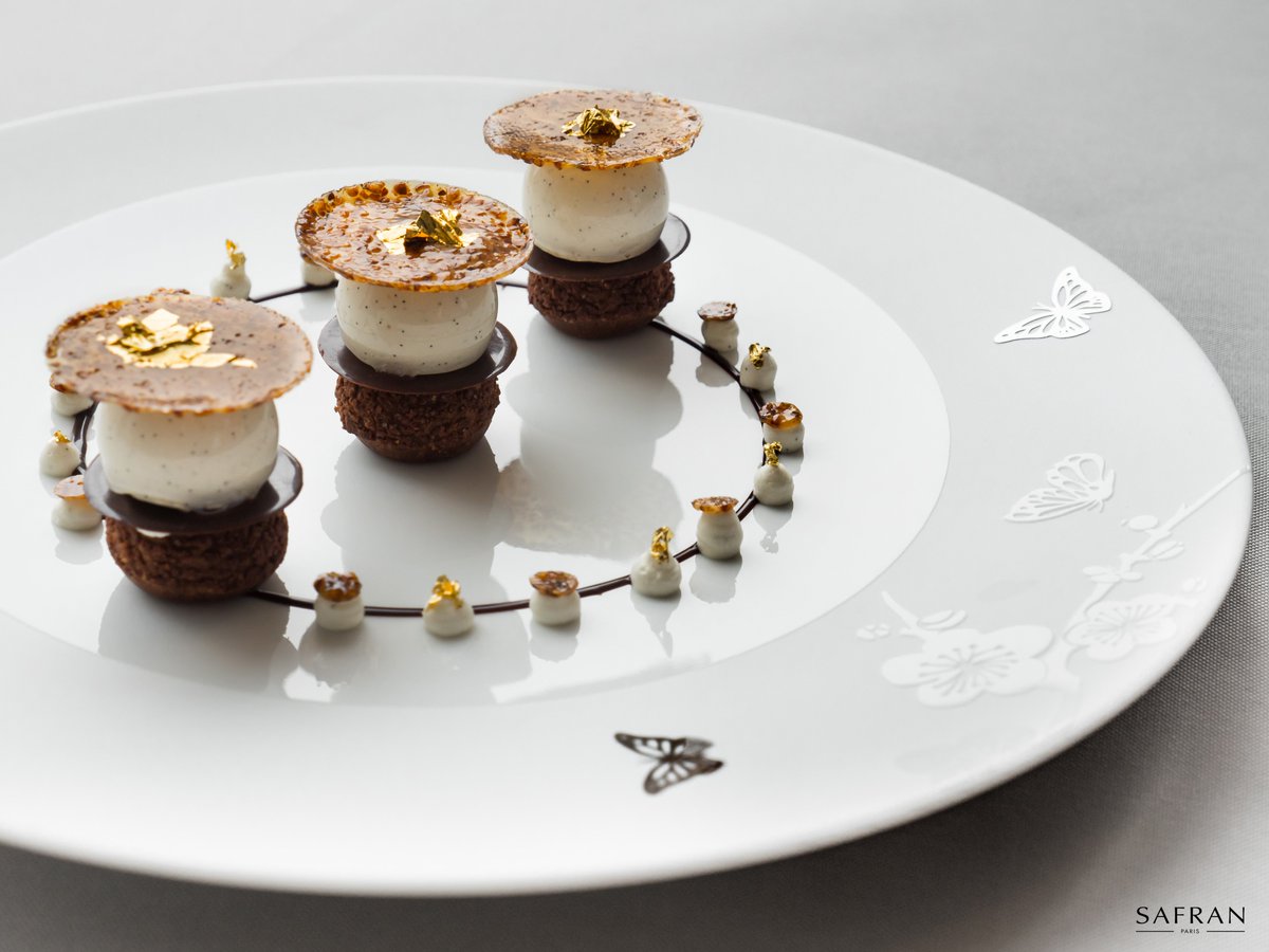 Safran_Paris's tweet photo. Culinary travel with the private collection created for the starred chef Fabrice Vulin. The chocolate profiteroles araguani buckwheat sobacha and vanilla ice cream of Tahiti made by the pastry chef, Julien Jacob.
#SafranParis #gastronomy  #restaurant #luxuryhotel #food  #chef https://t.co/vPJ4VScOMR