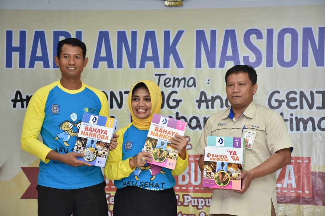 pupukkaltim_id's tweet photo. GM Umum Pupuk Kaltim Nur Sahid menghadiri kegiatan Seminar Hari Anak Nasional Tahun 2018 di Auditorium Kantor Walikota Lama, Bontang.

Cek selengkapnya:
https://t.co/uMOhUvP9bN https://t.co/yWv7GtaGsl