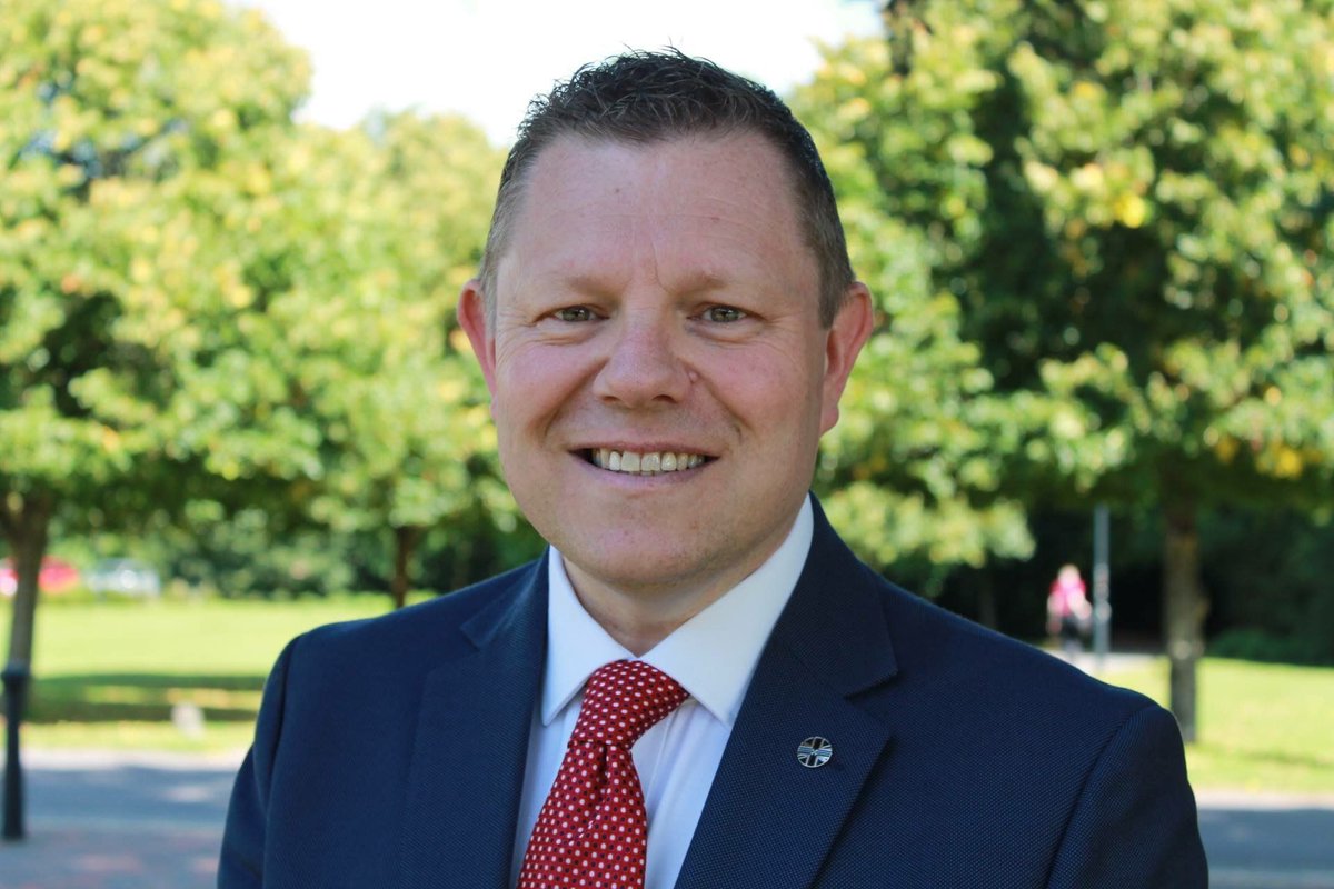 PFEW_HQ's tweet image. Congratulations to John Apter @Hantsfedchair who becomes our new Chair from tmrw, 1 Aug. This is the first time members have voted for their Chair - thanks to those who did. 

John was Chair of @Hantspolfed for 8 yrs &amp;amp; has been a #police officer for 26 yrs 
#YourFederation