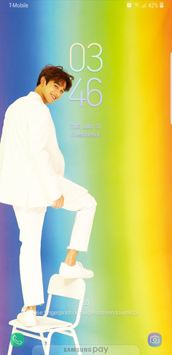 lockscreen update~rainbow lucas 