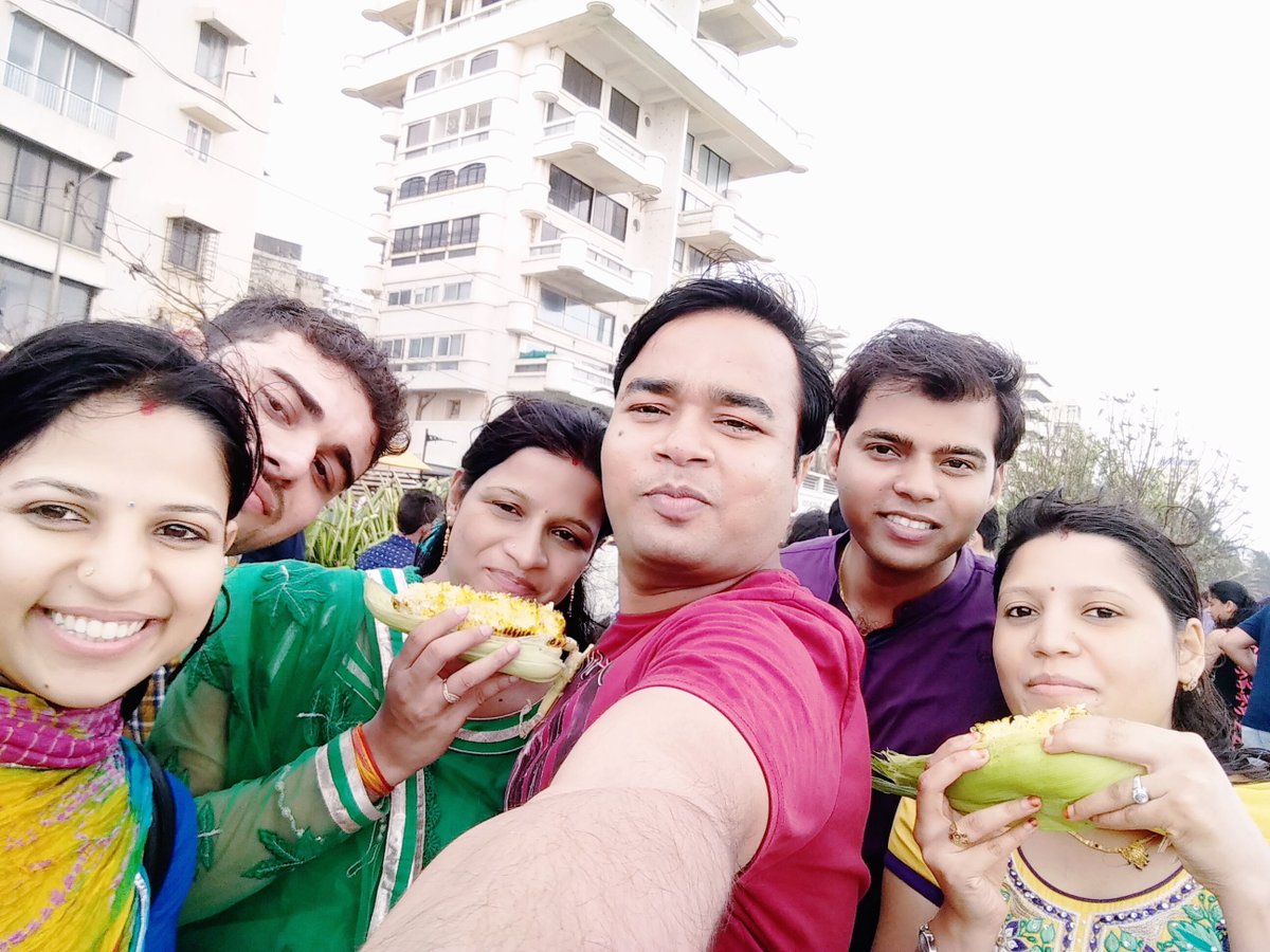 Rain_Man25's tweet photo. @ICICILombard #DiscoverNew #contest

Road Trip In Monsoon Is The Best Thing You Can Do In This Season,Specially When All Your Loved Ones Are In The Car With You And Sing Songs,Pulling Legs Of Each Other Make The Journey More Memorable.!! https://t.co/ZuU8MOOTlZ