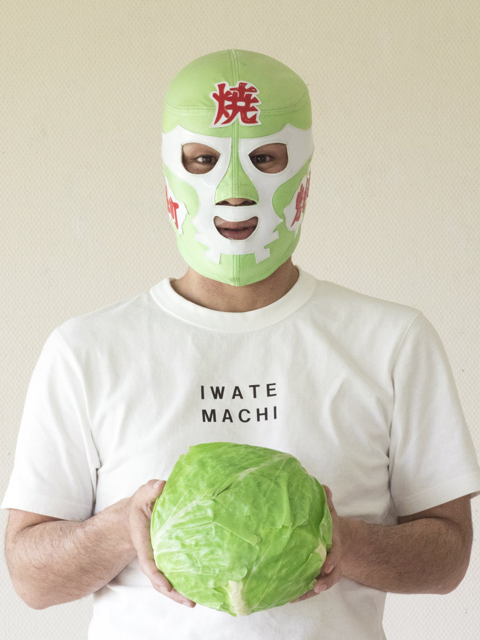 岩手町公式アカウント 岩手町リデザインナイトにキャベツマンがやってきます いわてまち焼きうどんをprするために現れる緑のプロレスマスクをかぶったご当地キャラ キャベツマン 岩手町リデザインナイトにはキャベツマンがやってきます 岩手町リ