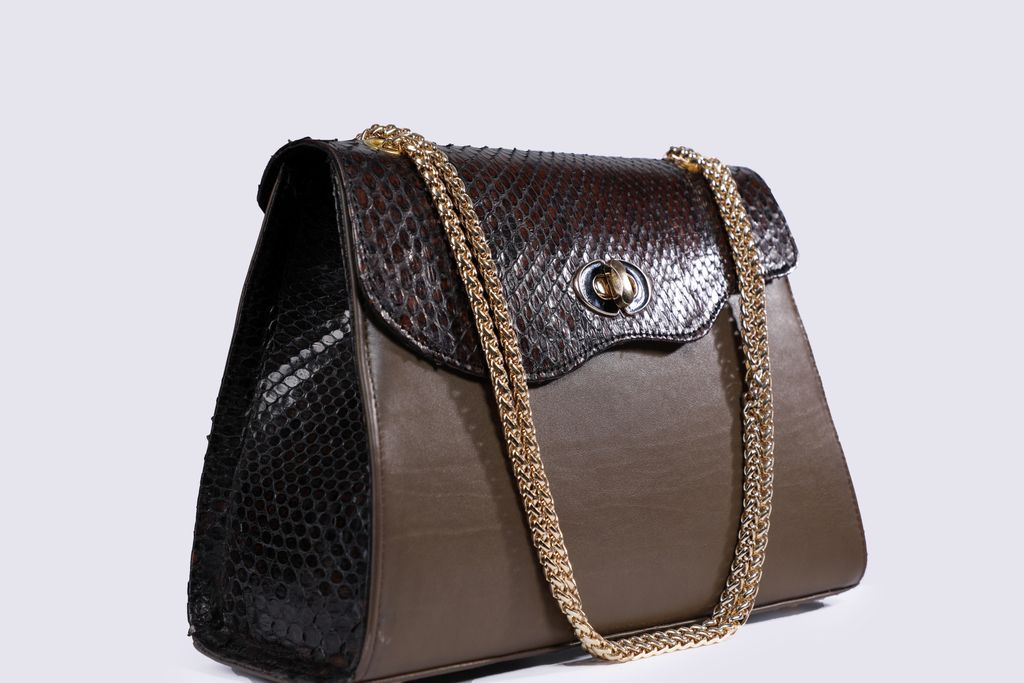 Snake skin leather bag, available in different colours soon... #shopnicolehorsfall #brand #leatherbags #handcraftedbags