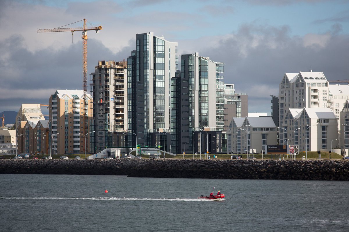 Fil_Scandinavie's tweet photo. #Islande À Reykjavik, le nombre de sans-abris a doublé entre 2012 et 2017. L'opposition dénonce la passivité du conseil municipal https://t.co/BUnJrvVLAg https://t.co/leKSdgDynV