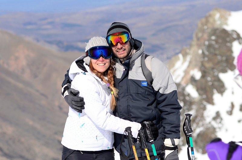 RevistaAltaGama's tweet photo. Con abundante nieve, seca y virgen, Esquel se viste de blanco.
https://t.co/q3cmVYju8A
#esquel #nieve #esqui #snowboard #altagama #revista #chubut #argentina https://t.co/Y7UkLK6u4F