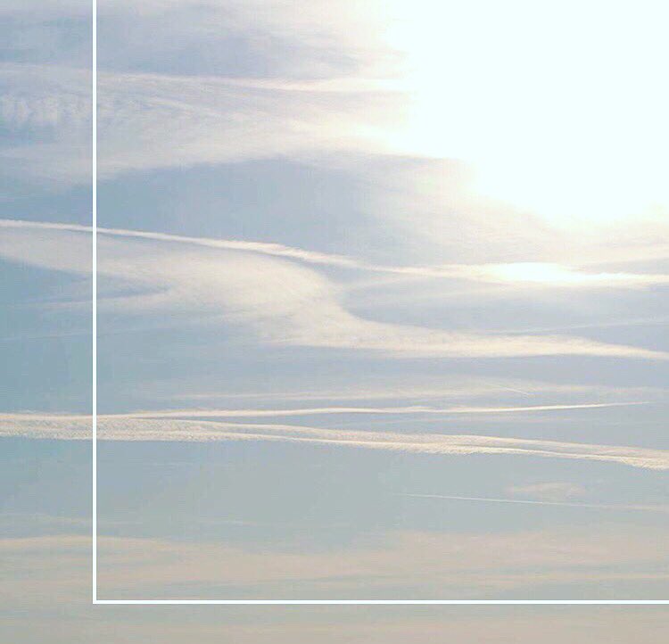 kissmyimage's tweet photo. CIRRUS | #cirrus #clouds #sunset #evening #photographer #PhotographyIsArt #photography #colour_collective #colourphotography #photo #pic #image #lines #picoftheday #photoedit #photo_editing #minimalphotography #minimalpic #minimal #minimalism #minimalist https://t.co/jG4Xh5sO52