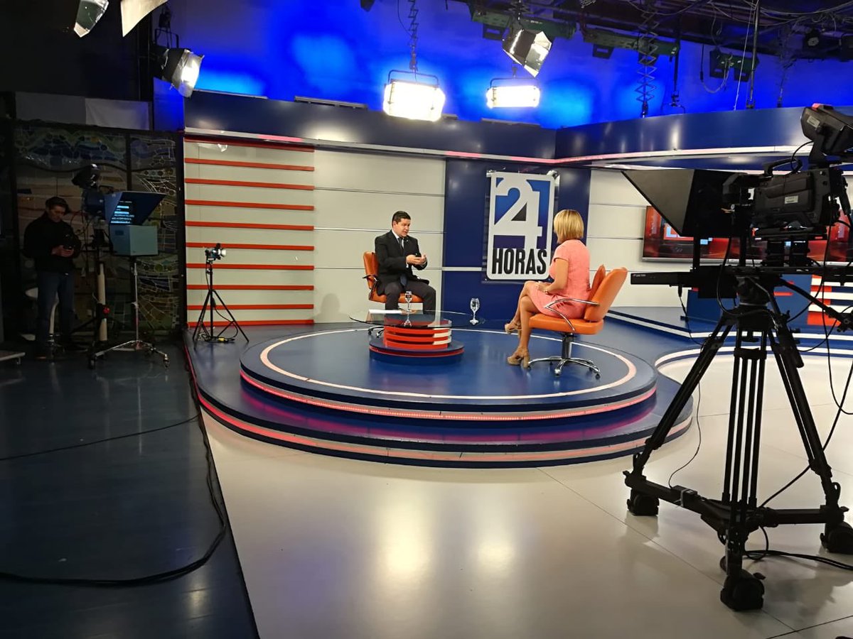 En Madrid, 350 empresarios de las firmas más grandes del mundo mostraron su interés en hacer negocios con Ecuador. El Presidente @lenin Moreno transmitió paz y confianza para invertir en Ecuador, lo que antes no había. #LosDesayunos