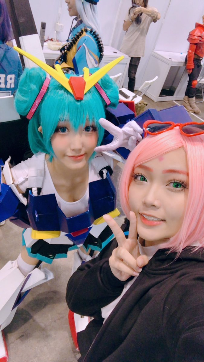 reakami_cos's tweet photo. LAST DAY HONG KONG
Team Japan
Team Brazil + Malaysia
Team HK
Everyone!
#ACGHK #cp05 https://t.co/AYrmQRXVFU