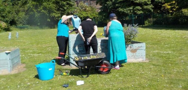 Our <a href="/sudleyhouse/">Sudley House</a> gardening group takes place on Wednesdays from 11am to 1pm. 
New members are always welcome to join them for some fresh air and relaxation.Find out more here: thebraincharity.org.uk/whats-on/event…