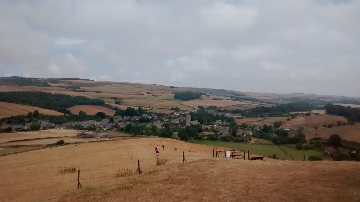 runnersVrubbish's tweet image. We picked THE path... Now it's over to you to pick YOUR path! #newpinnedtweet