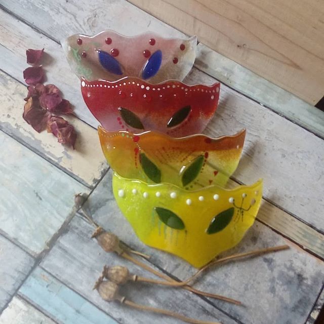 DragonArtGlass's tweet photo. Dragon Art Glass is at St Fagans Makers Market from Wednesday 1st August until Saturday 4th August. If you missed out on meeting me at the Big Cheese in Caerphilly last weekend, then why not call in to see me at St Fagans Museum, alongside a host of othe… https://t.co/5AA253phYa https://t.co/SrXS9v2wLg