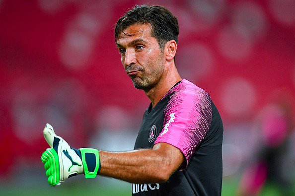 I spent 9 days in Singapore. It was an interesting and entertaining pre-season tour. That’s why I tried to recap what happened so far, and to give you some insight on my world in the process.

Full story on the App 👉🏻 buffon.playerxp.it/download

#PSGAsiaTour