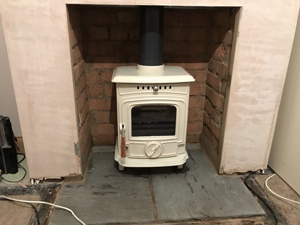 GnlServices's tweet photo. Here at #GNLPropertyServices no job is #complete until the #customer is completely happy with our #work. https://t.co/Ehv45CStNf https://t.co/wK5iHDPatD