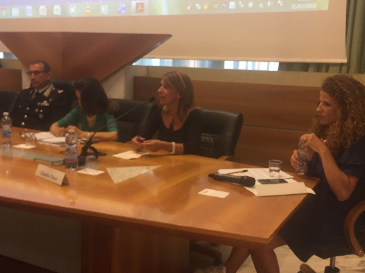 assoambiente's tweet photo. #ClassificazioneRifiuti #Ecotossico #HP14
Claudia Mensi, tavolo interassociativo @UTILITALIA #FISEAssoambiente: adesso l'Europa si è espressa su criteri chimici ma non si è ancora espressa in merito all'accettabilità e all'interpretazione dei risultati derivanti da biotest https://t.co/k7bcFAKW8E