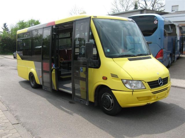 e_CoachManager's tweet image. Daimler has released details of their full electric Mercedes-Benz eCitaro together with news of a new version of the city bus Sprinter.

Click here to read more about it!-&amp;gt;bit.ly/2Oqy7zH

#eCoachManager #SaaS #technology #bus #coach #industry