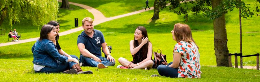 Record employability score for @UCLan graduates!

Find out more here about the record breaking achievement made by #UCLanGraduates 

⬇️

bit.ly/2NX5DMQ