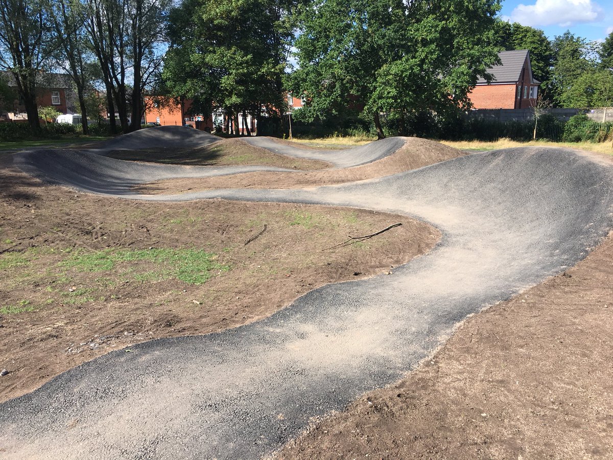 LandEngLtd's tweet photo. Great facilities and investment now in #Chorley Great for young people @inspireyz in the evening and parks in the daytime - our recent installs for @ChorleyCouncil https://t.co/pYoDT7QNk5
