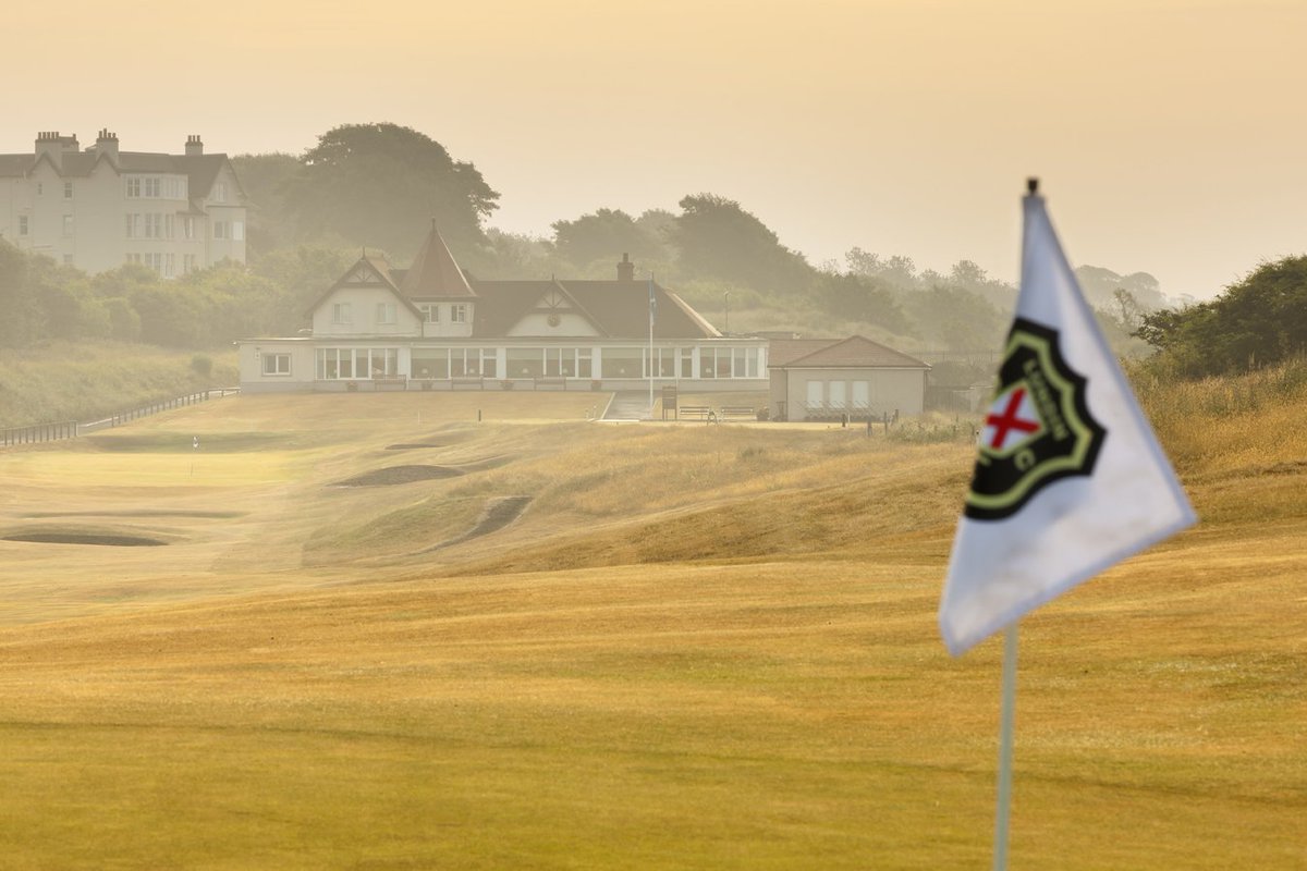 Links With History tweet media