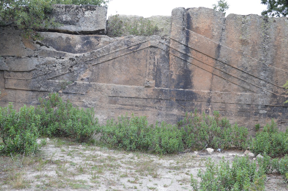 markpelton's tweet photo. Maltas is a rock cut tomb. Today most of its body is underground. The tomb is considered to be built by Phrygians in 7th century BCE - #CNNiReport #CNNtravel #PhrygianWay #Ihsaniye #Afyonkarahisar #Afyon #archeology #architecture #Anatolia #Turkey #Cybele https://t.co/aLH5cPXVsv