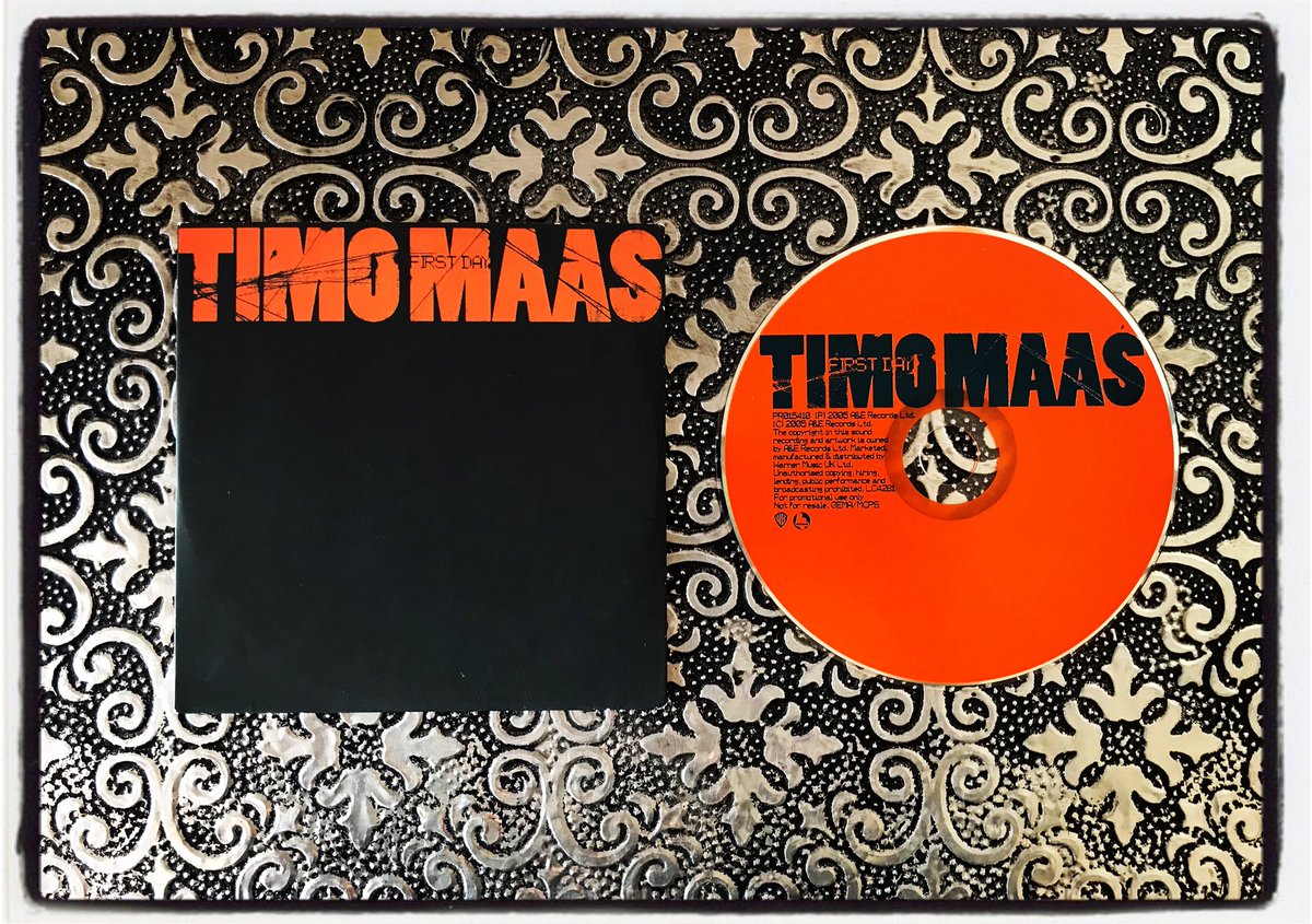 PlaceboFansUK's tweet photo. Obligatory Placebo Fans UK collection post! In honour of Brian Molko and Timo Mass IDOL DJ set tonight at Sankey’s Ibiza, here is “First Day” by Timo Mass feat. Brian Molko. If you haven’t heard it, go listen! #Placebo #BrianMolko #TimoMass #IDOL #Sankeys https://t.co/va1OsrqqGL