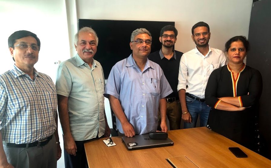 prajyotm's tweet photo. Great to be part of the panel discussion on #GoaITPolicy. Thanks to @SujayGupta0832 and team @thegoaspotlight for organizing it. Great to hear from the fellow industry stakeholders too. @GoaITDept @RohanKhaunte @aM_eYA16 https://t.co/PU4maPv2dL