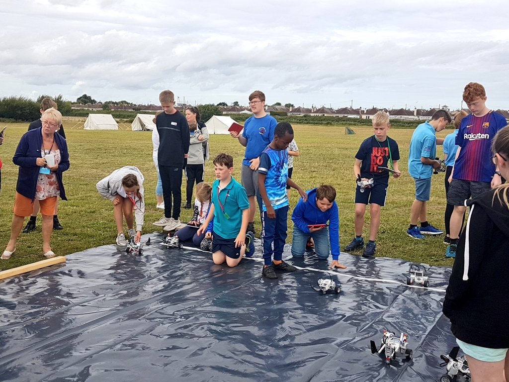 CampInWales's tweet photo. On site today @1stChester are enjoying the sun along with other groups, the @rafyouthengage have joined us a STEM activity of lego robotics! https://t.co/yJH2gexljJ