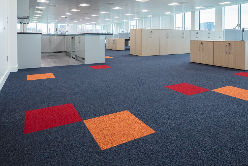 Desso_UK's tweet image. Five variations of our Iconic #carpet tile range were used to create this vibrant space for national bus operator Stagecoach when they recently relocated offices - what do you think? #interiors