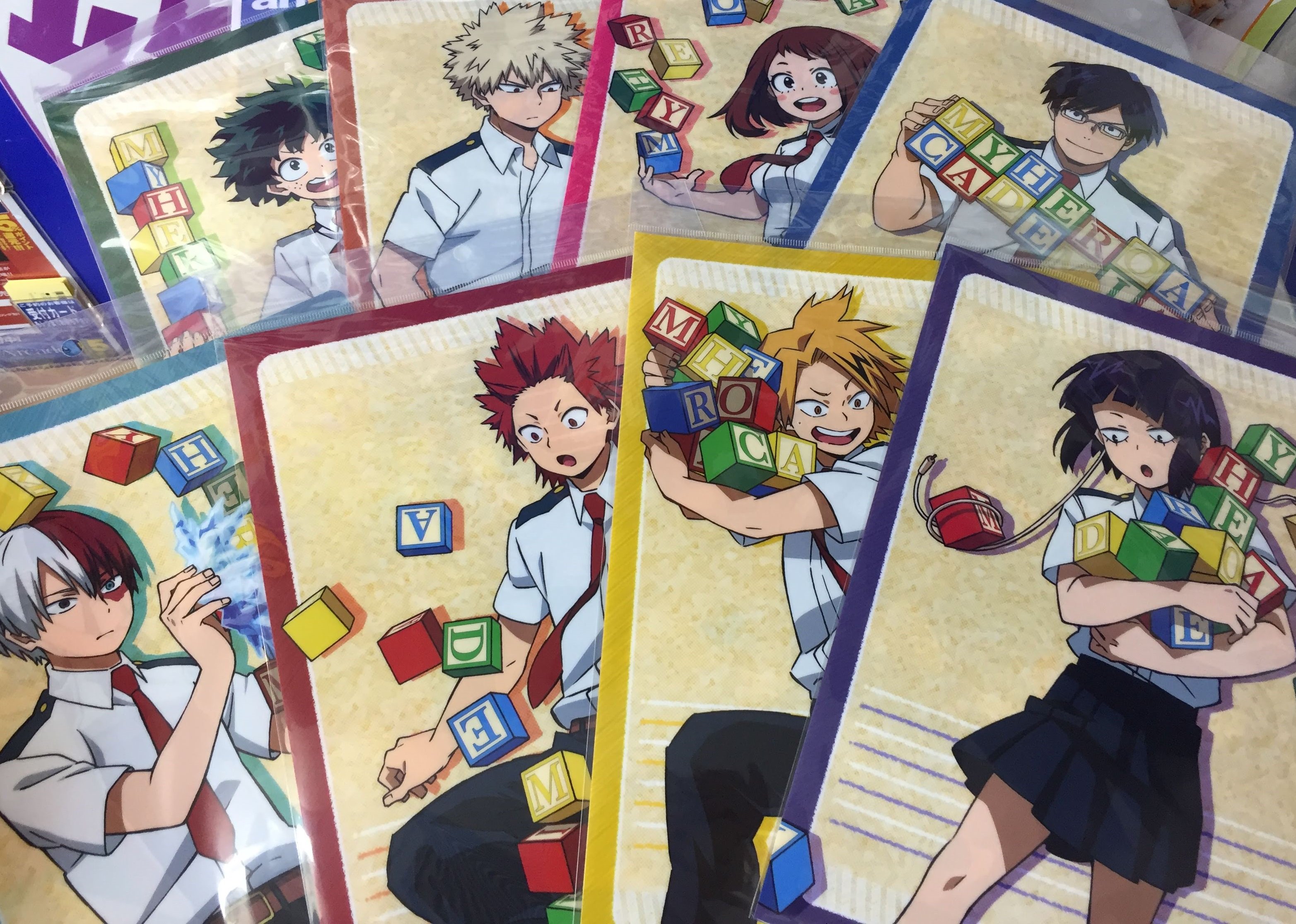 アニメイト梅田 Twitter पर グッズ入荷情報 映画公開まで待ちきれない 僕のヒーローアカデミア より 新商品が多数入荷しております Popで可愛いイラストや 夏にピッタリのウォーターガンを持ったイラストなど ぜひお買い求め下さい T