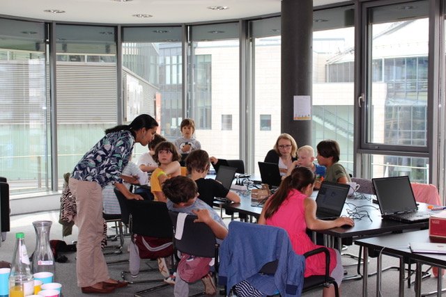 codiviti's tweet photo. We are in #Koeln @STARTPLATZ conducting a beginners workshop on coding with @scratch in English. Event details here- https://t.co/74uOP02H9I
@smartninjade #coding #kidscancode #digitalskills #codelikeaninja https://t.co/pm26I3VirK