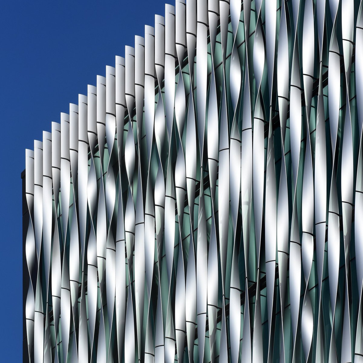 dgphotos's tweet photo. A recent shot of the #MakeArchitects #MonumentBuilding in #London. #architecturejabber @camerajabber https://t.co/iXU4YD7Wgg