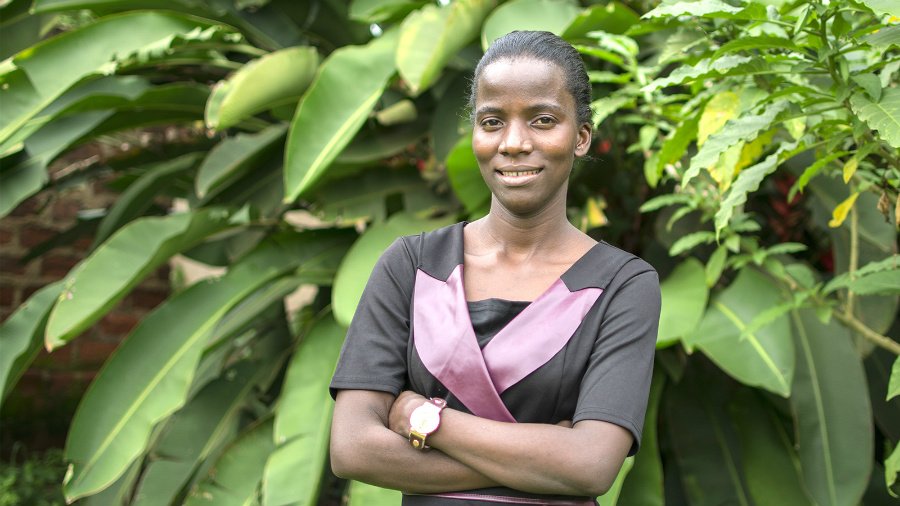 hivos's tweet photo. From flower picker to union leader: Janepher Nassali was only 25 when she headed a horticultural workers union in #Uganda. The training she received from our #WomenatWork program helped her overcome sexism and break through the glass ceiling. Her story: https://t.co/jTD5S2dSRH https://t.co/Bf6LQRZDnN