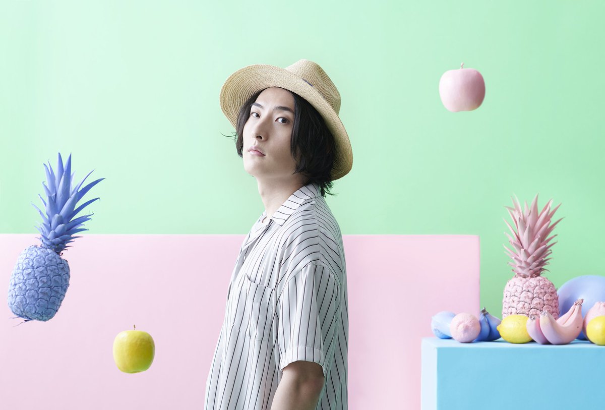VickeStaff's tweet photo. テレビ情報📺
「夏の夢」ミュージックビデオOA決定🌴
スペースシャワーTV「NEW CUTS」📽
放送:8/1(水)AM7時よりOA
https://t.co/EYacqpz63l
#ビッケブランカ
#夏の夢
#スペシャ
@spaceshowertv
#NEWCUTS https://t.co/9ptEU5GxHd