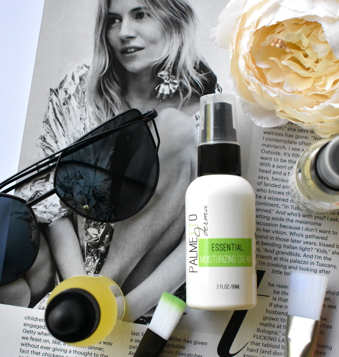 PalmettoDerma's tweet photo. You are beautiful inside and out. It’s great to remind ourselves and the ones we love that inner beauty comes first. But when you have glowing radiant skin it completely helps your confidence of course. Tap link in bio to shop the full collection. https://t.co/pSDpyigTzd