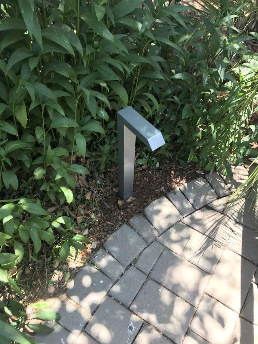 RogerDRamsey's tweet photo. Here are day &amp; night images from the install.  This is sure to be a hit among those seeking a more sophisticated, modern style path light  the performs well at night. https://t.co/MQCWMnrmZj