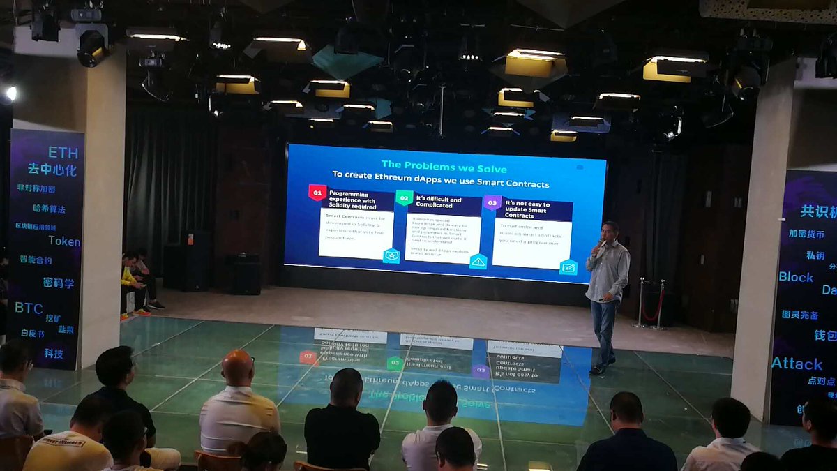 dappbuilder's tweet photo. dApp Builder team presented to blockchain community in Shenzhen today https://t.co/1kUhp5WG32