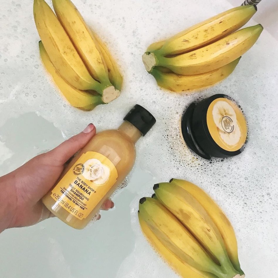 #WIN!

We're absolutely loving the Banana Hair Care range from <a href="/TheBodyShop/">The Body Shop</a> and to celebrate, we're giving away the set! 😆

To enter:
🍌 Retweet this tweet!
🍌 Follow us on Twitter! 

T&amp;Cs apply... 👉🏼 bit.ly/2voiXCf

#CrueltyFree #Vegan #Competition