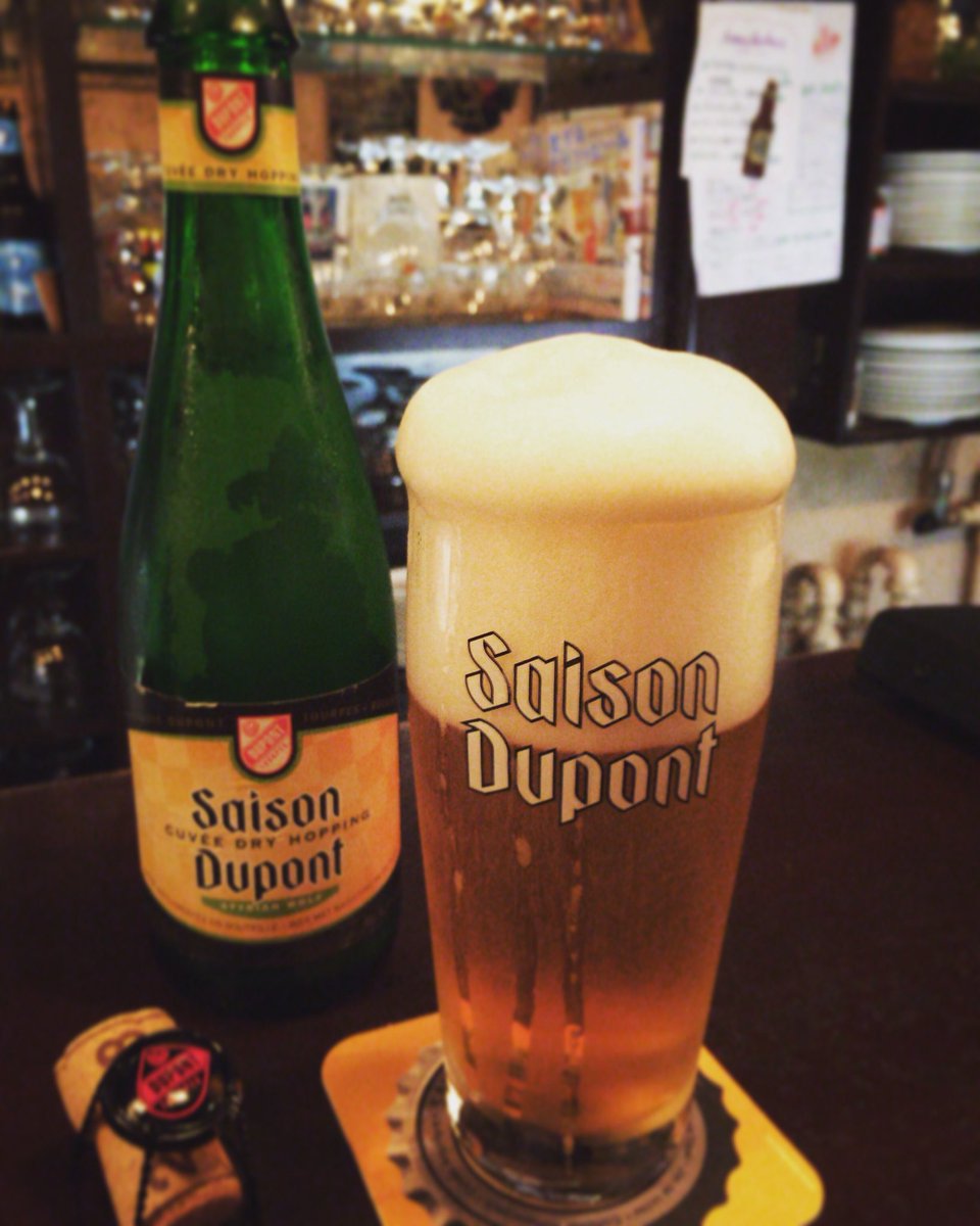 convivial_mjean's tweet photo. この重い重い湿気から救ってくれる今宵の1本❣️今年のSaison Dupont Cuvée Dry Hopping 2018。。。品よく爽やか。使用ホップはStyrian wolf🐺♡もー、美味しいなぁ♡
#beer
#saisondupont
#styrianwolf https://t.co/WTs7Pi72M0