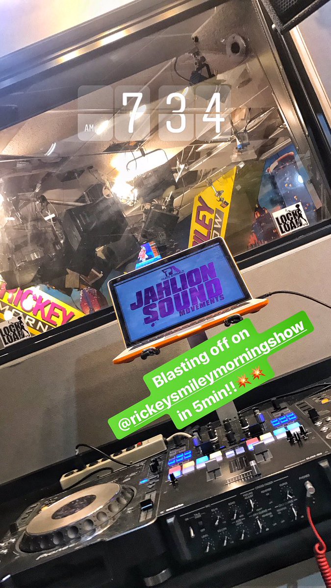 Blasting off on <a href="/TheRSMS/">Rickey Smiley Morning Show</a> tune in!!💥💥