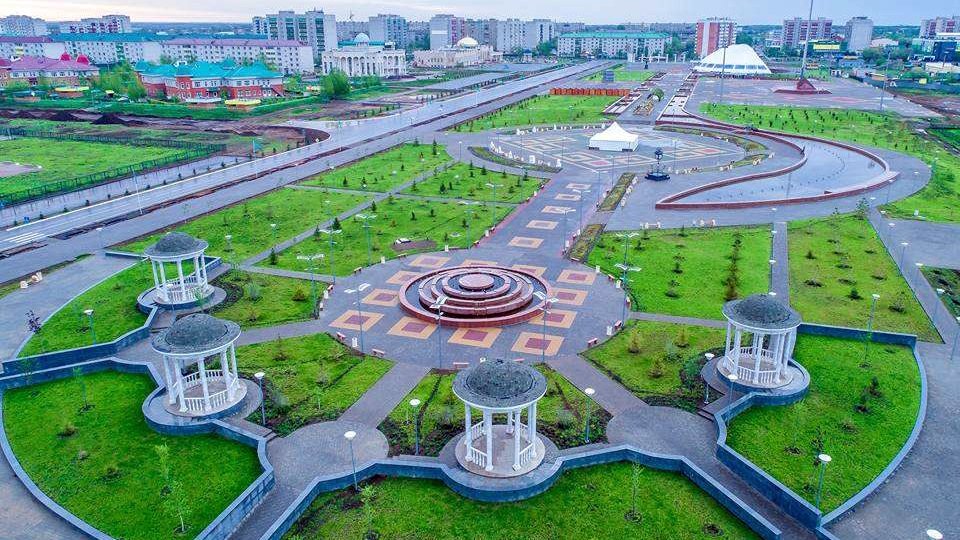 Уральск казахстан. Уральск казахстан. Уральск площадь. Западный казахстан уральск. Город уральск казахстан.