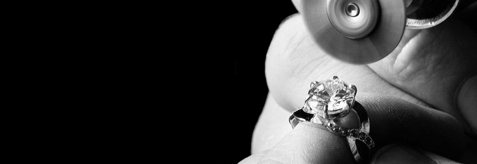 CastiglioneJewl's tweet image. When was the last time your jewelry was inspected and cleaned? Your jewelry is an investment. Bring it in for a check-up. #jewelry #finejewelry #cleanandcheck #investment #inspected #rings #earrings #pendant #necklace #bracelet #castiglionegemjewelers