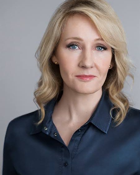 ¡HAPPY BIRTHDAY! J.K Rowling         