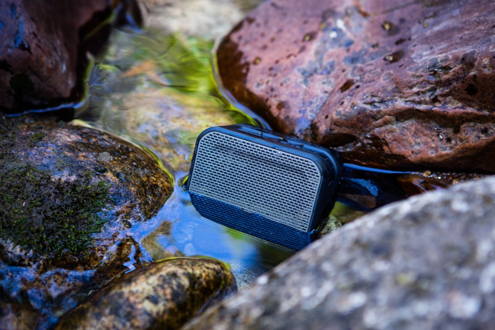 KINC_agency's tweet photo. Don't let anything hold you back from bringing tunes on your next adventure with the waterproof #BarricadeSpeakers! @Skullcandy_EU @skullcandy https://t.co/s140POUIM0