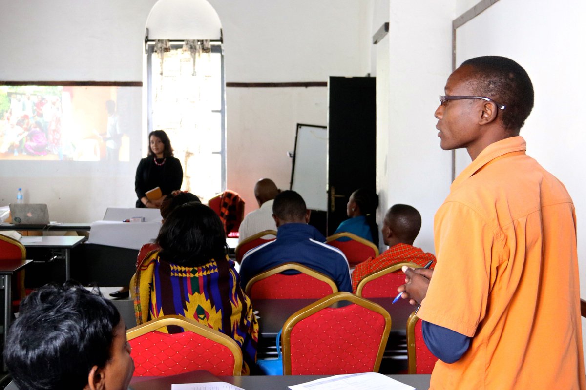 WUSCTanzania's tweet photo. Leading #Tanzania’s 1st #CTE #ShareFair: Helping #culturaltourism enterprises connect, network and build mutual capacity. By #StudentsWithoutBorders and #UniterraTZ volunteer Tabitha: https://t.co/45Pk8ZHrNp
#uniterra @TzTouristBoard @culturaltourtz https://t.co/7xOJfzzaVR