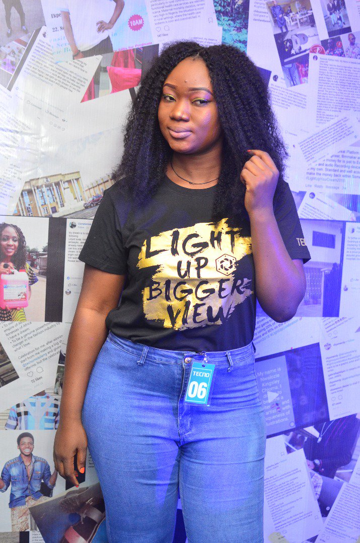 TECNOMobileNG's tweet image. Up and close with some of the contestants. #Spark2LightUp #LightUpYourDream2018