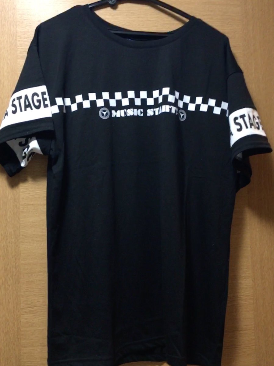 ココア しまむらコラボのペルソナ 345 ダンシングtシャツ買ってきた クオリティはライブtシャツみたいにはいかないけど500円っていう値段でこれは普通に良きだ T Co Wb3ywpp40j Twitter