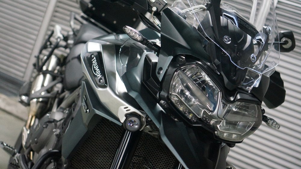 UdxCarwash's tweet photo. 秋葉原UDX駐車場バイク＆カーウォッシュ　SNAP No.9147　Hama-さん　トライアンフ　タイガー1200XCA　を洗車させていただきました。ご利用ありがとうございました。＃triumph　＃Tiger1200XCA https://t.co/vgsxETAR4f