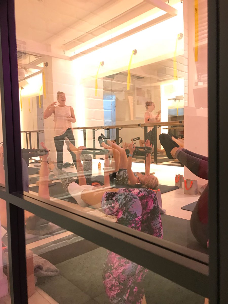 PilatesPT's tweet image. I had a great night last night at @sweatybetty  Carnaby Street teaching two Model Method classes for their event with @111CRYO ❄️ 
Were you there? #sweatybetty #111cryo #themodelmethod