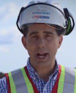 bennel62's tweet image. #UPDATE : #Goofy @ScottWalker sure to #offend #voters all over the state with #Foxconn #headgear and desperate #reelection message #8isenough #nothirdterm paulsnewsline.blogspot.com/2018/07/get-me…