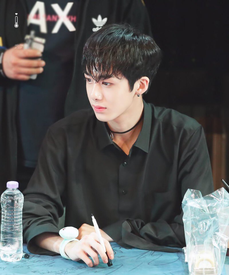 BLACKHAIR_GOOD's tweet photo. +몬스타엑스 형원 추가 https://t.co/H8KA3A1mLa
